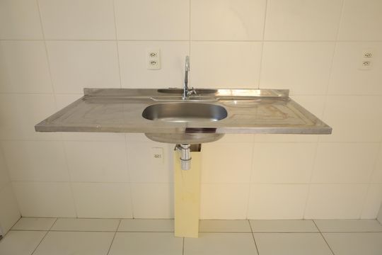 Cozinha de apartamento para alugar com 2 quartos, 41m² em Jardim Helian, São Paulo