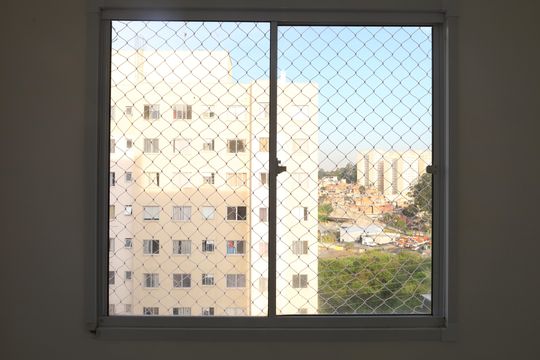 Vista do Quarto 1 de apartamento para alugar com 2 quartos, 41m² em Jardim Helian, São Paulo