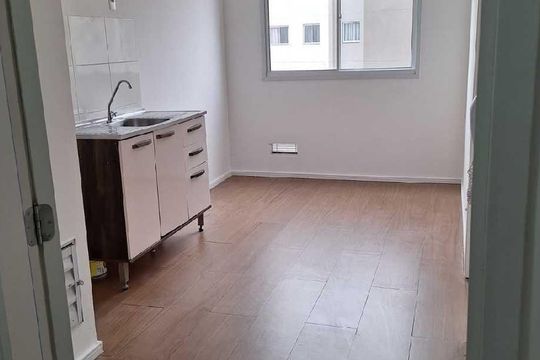 Apartamento para alugar com 1 quarto, 24m² em Jardim Santa Emília, São Paulo