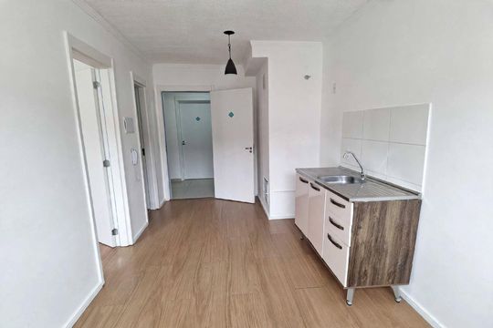 Apartamento para alugar com 1 quarto, 24m² em Jardim Santa Emília, São Paulo