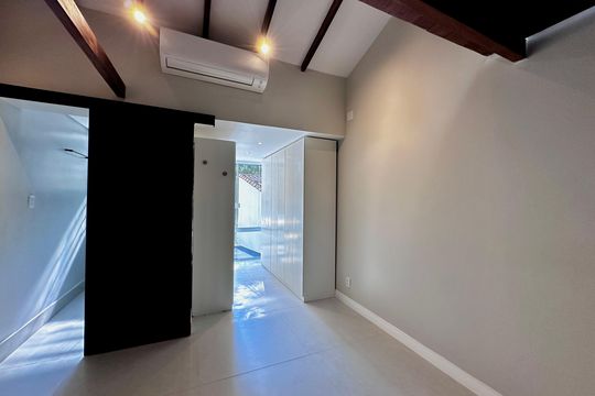 Quarto 2 de casa à venda com 2 quartos, 130m² em Campo Belo, São Paulo