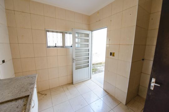 Cozinha de casa para alugar com 3 quartos, 200m² em Jardim Maria Augusta, Taubaté