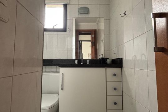 Banheiro Social de apartamento para alugar com 2 quartos, 110m² em Vila Mariana, São Paulo
