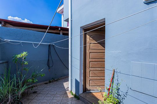 Vista da Sala de casa à venda com 3 quartos, 50m² em Jardim Monjolo, São Paulo