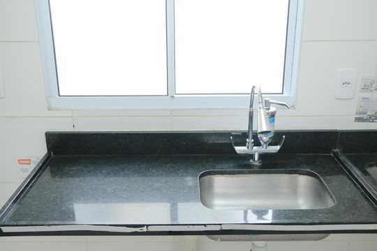 Cozinha de apartamento para alugar com 2 quartos, 42m² em Jardim Alvorada, Nova Iguaçu