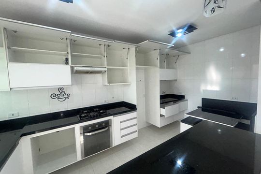 Casa à venda com 2 quartos, 73m² em Água Rasa, São Paulo