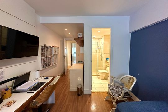 Suite 3 de apartamento à venda com 3 quartos, 156m² em Laranjeiras, Rio de Janeiro