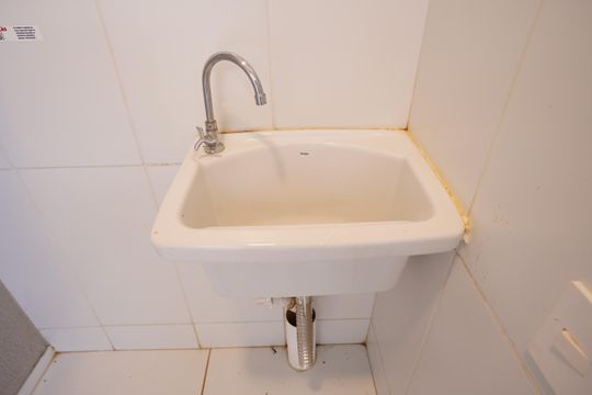 Área de serviço de casa de condomínio para alugar com 2 quartos, 80m² em Jardins Bellagio, Aparecida de Goiânia