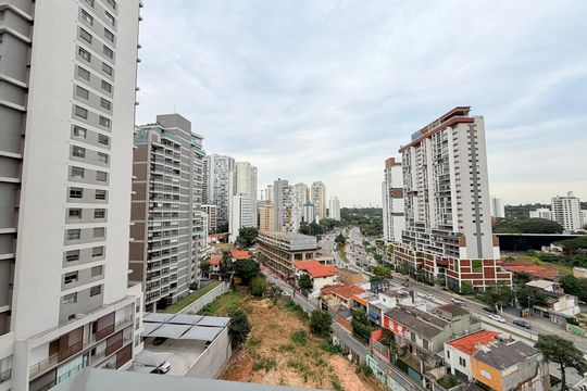 Varanda de kitnet/studio para alugar com 1 quarto, 33m² em Itaim Bibi, São Paulo