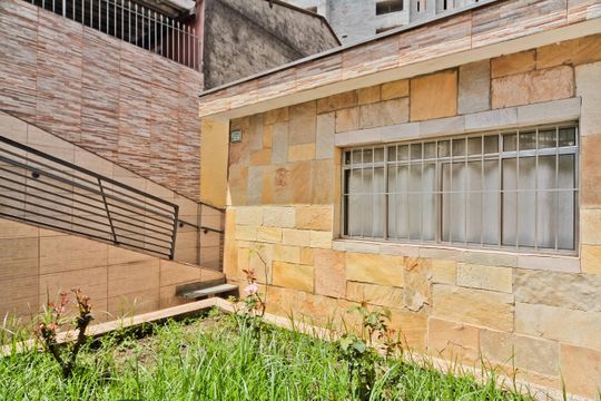 Área comum de casa à venda com 2 quartos, 80m² em Vila Iorio, São Paulo