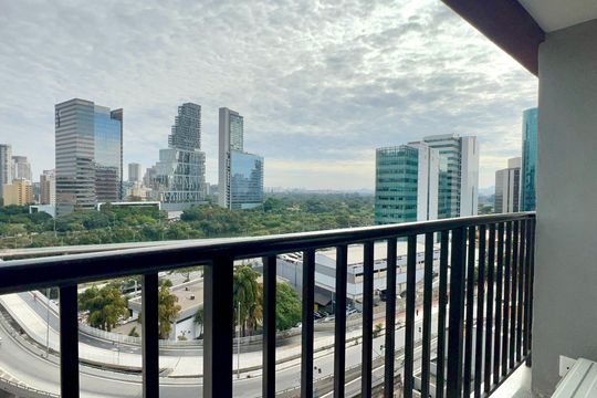 Varanda de kitnet/studio para alugar com 1 quarto, 25m² em Pinheiros, São Paulo