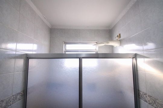 Casa para alugar com 3 quartos, 200m² em Vila Bela, São Paulo