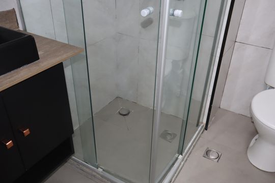 Banheiro Social de apartamento para alugar com 3 quartos, 75m² em Parque São Lucas, São Paulo