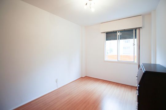 Quarto 1 de apartamento à venda com 3 quartos, 100m² em Vila Nova Conceição, São Paulo