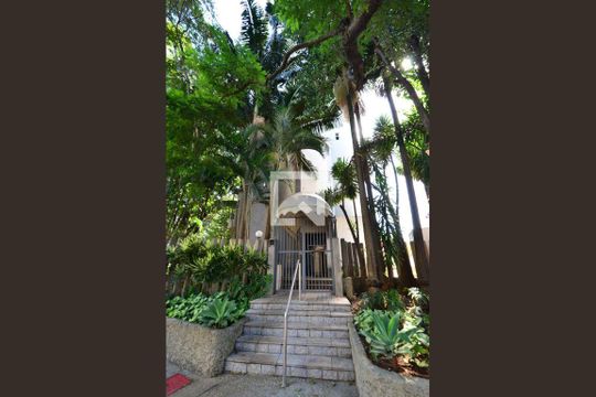 Fachada do Prédio de apartamento à venda com 1 quarto, 60m² em Vila Clementino, São Paulo