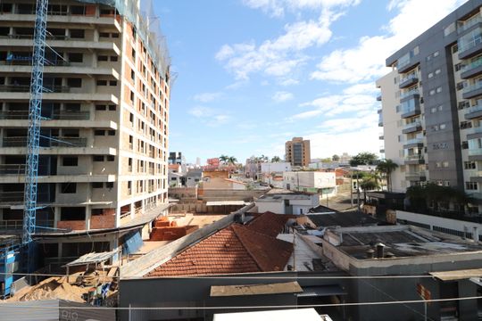 Vista da Suíte de apartamento para alugar com 3 quartos, 110m² em Centro, Uberlândia