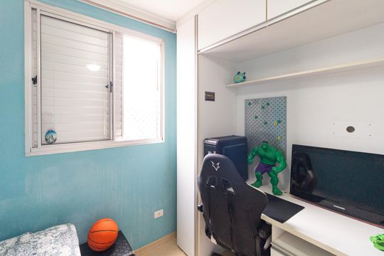 Quarto 1 de apartamento para alugar com 3 quartos, 66m² em Jardim das Flores, Osasco