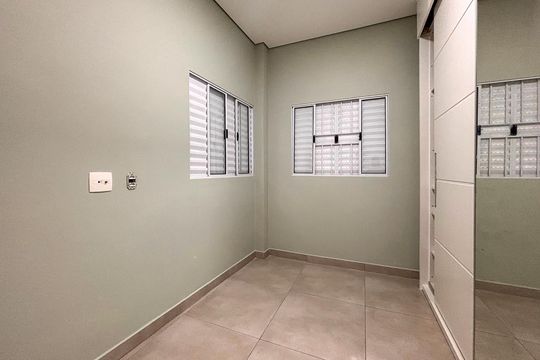 Quarto 1 de apartamento para alugar com 2 quartos, 60m² em Jardim Las Vegas, Guarulhos