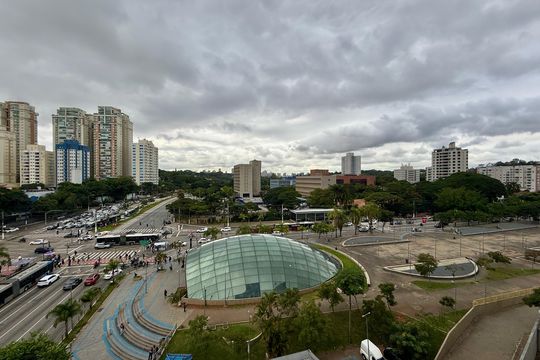 Vista de kitnet/studio para alugar com 1 quarto, 26m² em Jardim das Acacias, São Paulo