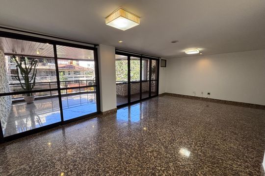 Apartamento para alugar com 4 quartos, 185m² em Recreio dos Bandeirantes, Rio de Janeiro