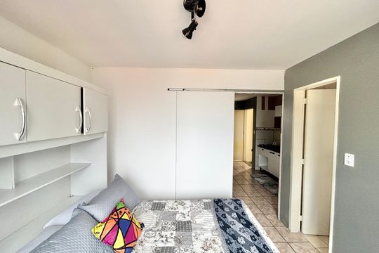 Quarto de apartamento à venda com 1 quarto, 42m² em Centro, São Leopoldo