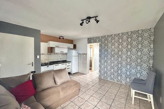 Cozinha de apartamento à venda com 1 quarto, 42m² em Centro, São Leopoldo