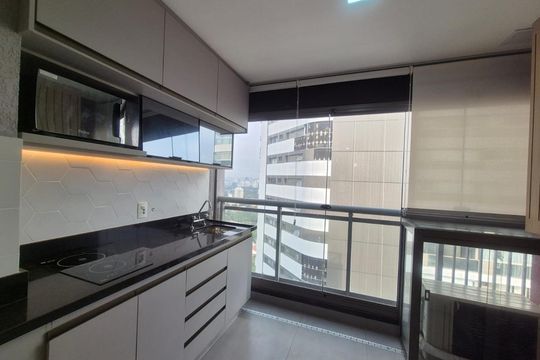 Cozinha de apartamento à venda com 1 quarto, 30m² em Pinheiros, São Paulo