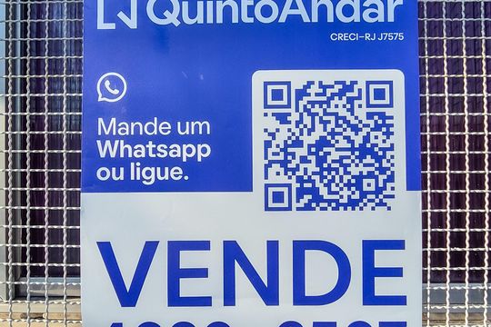 Placa de apartamento à venda com 3 quartos, 91m² em Olaria, Rio de Janeiro