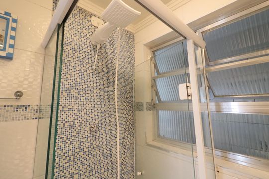 Banheiro de apartamento à venda com 2 quartos, 64m² em Centro, Osasco