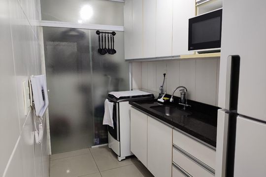 Cozinha de apartamento à venda com 2 quartos, 42m² em Água Branca, São Paulo
