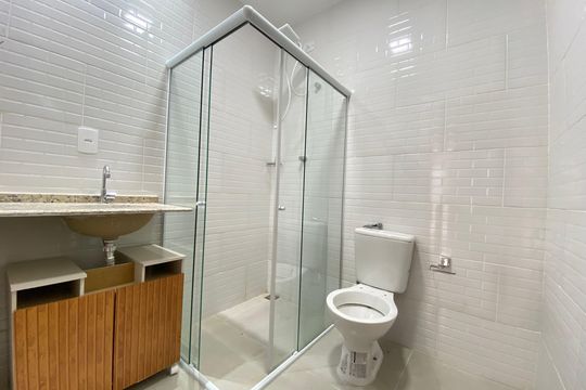Banheiro Social de casa para alugar com 2 quartos, 55m² em Piedade, Rio de Janeiro