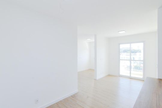 Apartamento à venda com 2 quartos, 68m² em Vila Galvão, Guarulhos