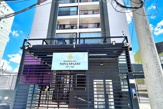 Fachada  de apartamento à venda com 2 quartos, 47m² em Jardim Vila Galvão, Guarulhos