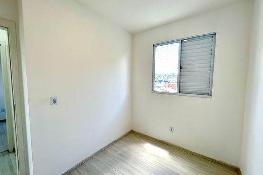 Quarto 1 de apartamento à venda com 2 quartos, 47m² em Jardim Vila Galvão, Guarulhos