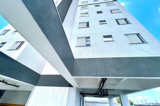 Placa  de apartamento à venda com 2 quartos, 47m² em Jardim Vila Galvão, Guarulhos