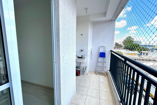 Varanda da Sala de apartamento à venda com 2 quartos, 47m² em Jardim Vila Galvão, Guarulhos