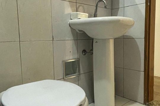 Banheiro  de casa à venda com 1 quarto, 380m² em Novo Horizonte, São Bernardo do Campo
