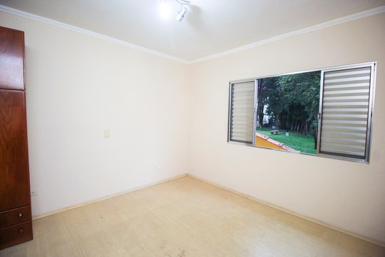 Quarto 2 de casa para alugar com 2 quartos, 350m² em Vila Tibiriçá, Santo André