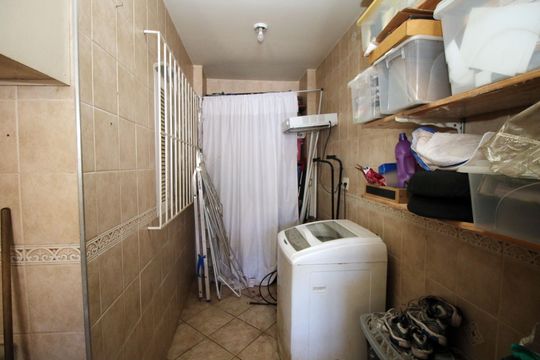 Área de Serviço de casa para alugar com 5 quartos, 500m² em Irajá, Rio de Janeiro