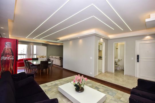 Apartamento para alugar com 4 quartos, 200m² em Vila Andrade, São Paulo