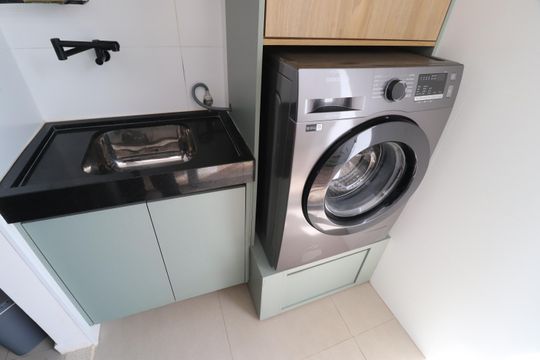 Área de Serviço de casa de condomínio para alugar com 3 quartos, 82m² em Granja Marileusa, Uberlândia