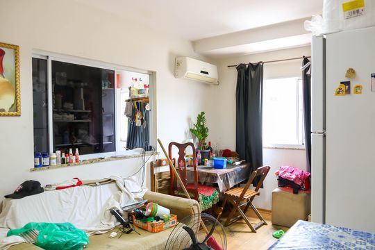 Casa à venda com 1 quarto, 650m² em Del Castilho, Rio de Janeiro