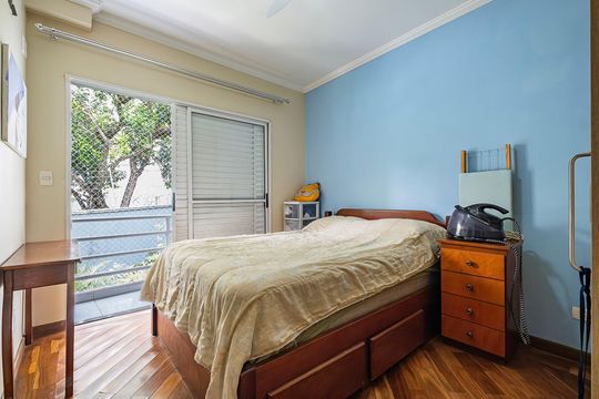 Suíte de casa de condomínio à venda com 4 quartos, 150m² em Pompeia, São Paulo