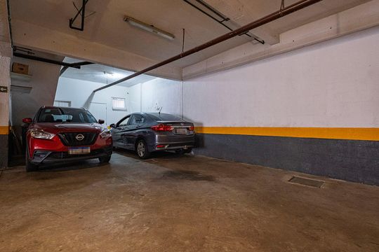 Garagem de casa de condomínio à venda com 4 quartos, 150m² em Pompeia, São Paulo