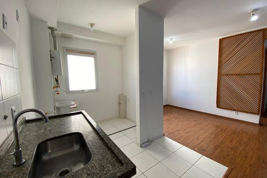 Cozinha de apartamento para alugar com 2 quartos, 43m² em Jardim Boa Vista (Zona Oeste), Osasco