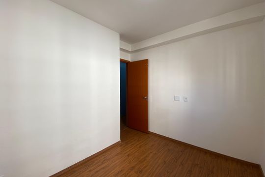 Quarto 1 de apartamento para alugar com 2 quartos, 43m² em Jardim Boa Vista (Zona Oeste), Osasco
