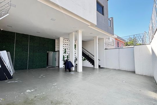Garagem de kitnet/studio para alugar com 1 quarto, 20m² em Bangú, Santo André