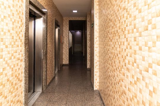 Corredor de Entrada de kitnet/studio à venda com 1 quarto, 19m² em Água Branca, São Paulo