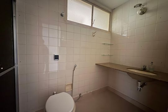 Banheiro social de apartamento para alugar com 3 quartos, 93m² em Jardim Irajá, Ribeirão Preto