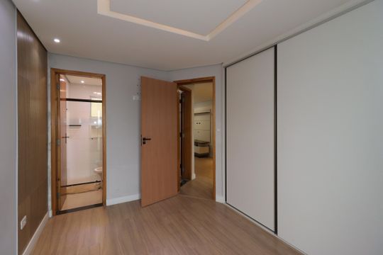 Suíte de apartamento para alugar com 2 quartos, 100m² em Vila Camilópolis, Santo André